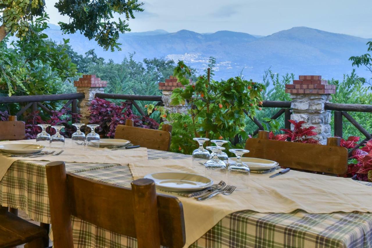 Agriturismo L'Antico Casolare Castelcivita Exterior foto